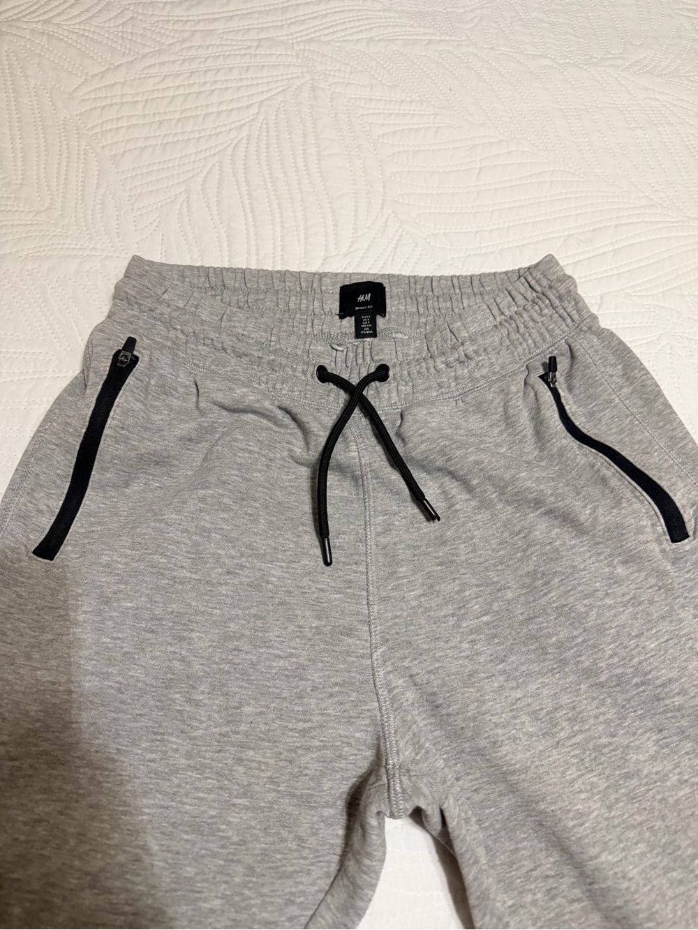 H&M Men’s Light Gray Athletic Drawstring Shorts with Black Zips